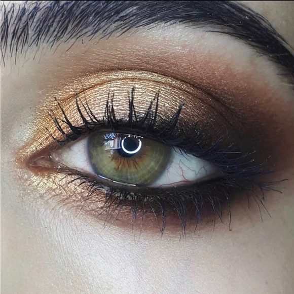 MAC Eye Shadow Frost AMBER LIGHTS - Picture 3 of 13